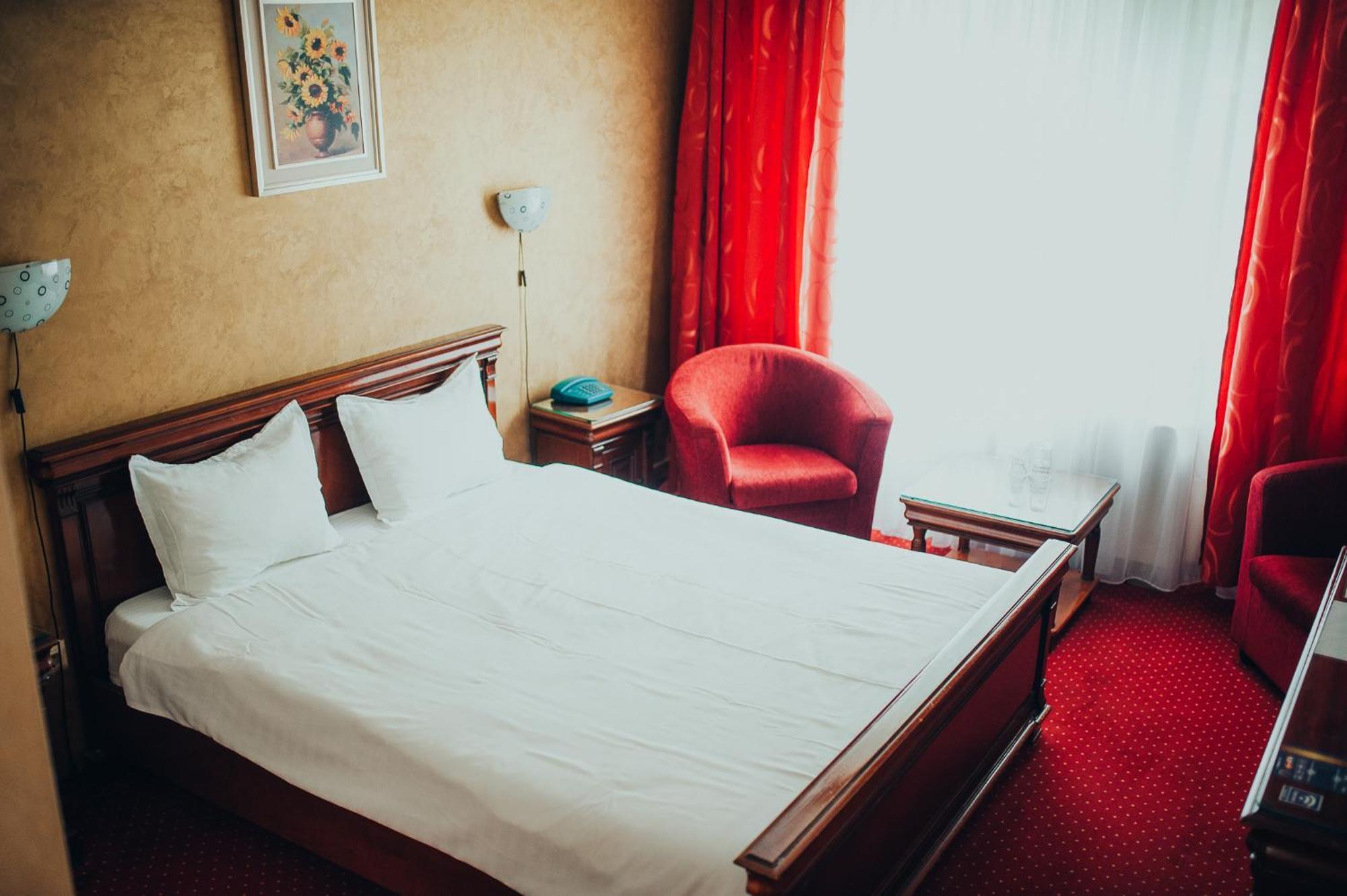 Hotel Bavaria Craiova Eksteriør bilde