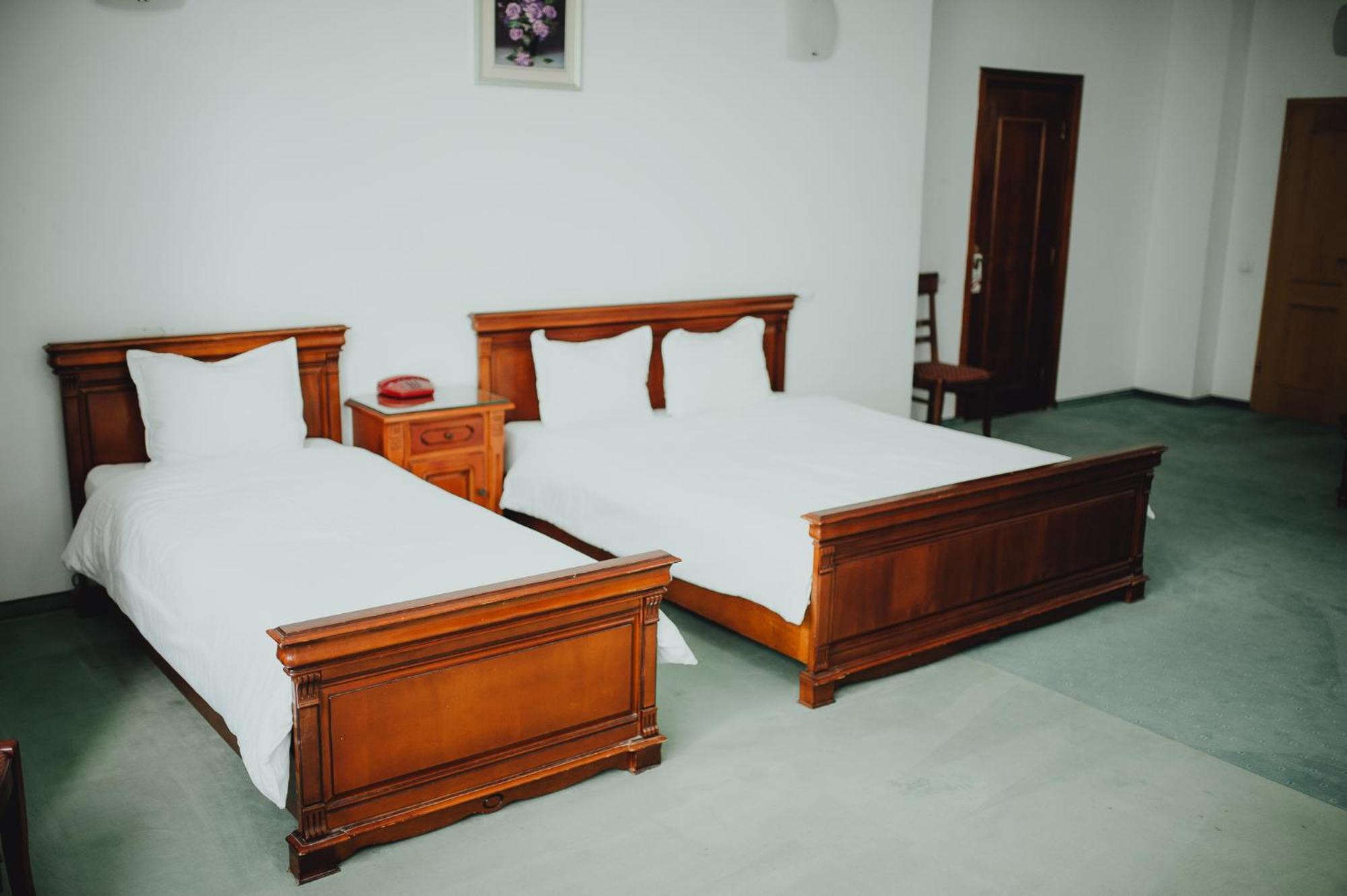 Hotel Bavaria Craiova Eksteriør bilde