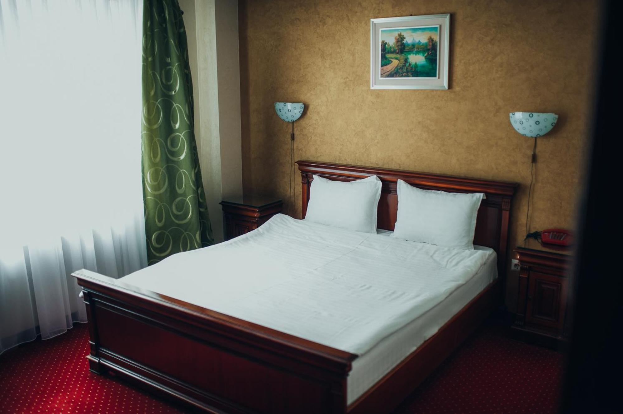 Hotel Bavaria Craiova Eksteriør bilde